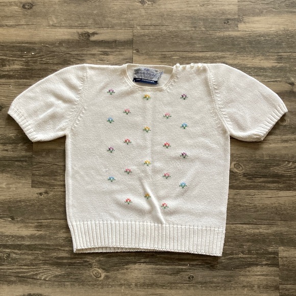 Susan Bristol Sweaters - Vintage Susan Bristol Embroidered Knit Top. Size L